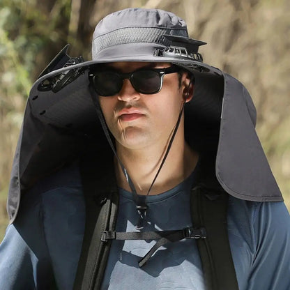 BreezeCap™ – Dual-Fan Cooling, Solar Powered