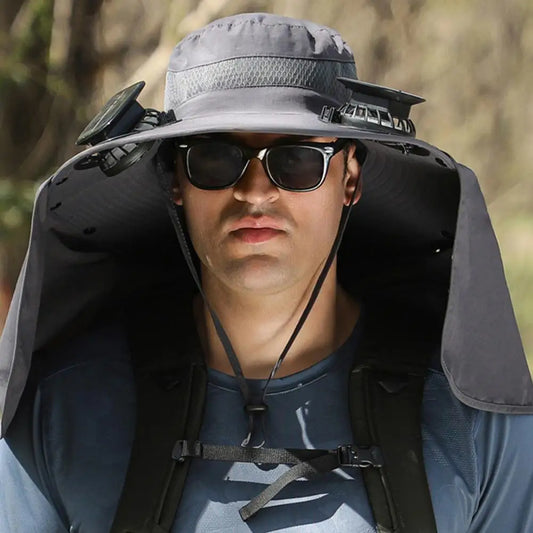 BreezeCap™ – Dual-Fan Cooling, Solar Powered