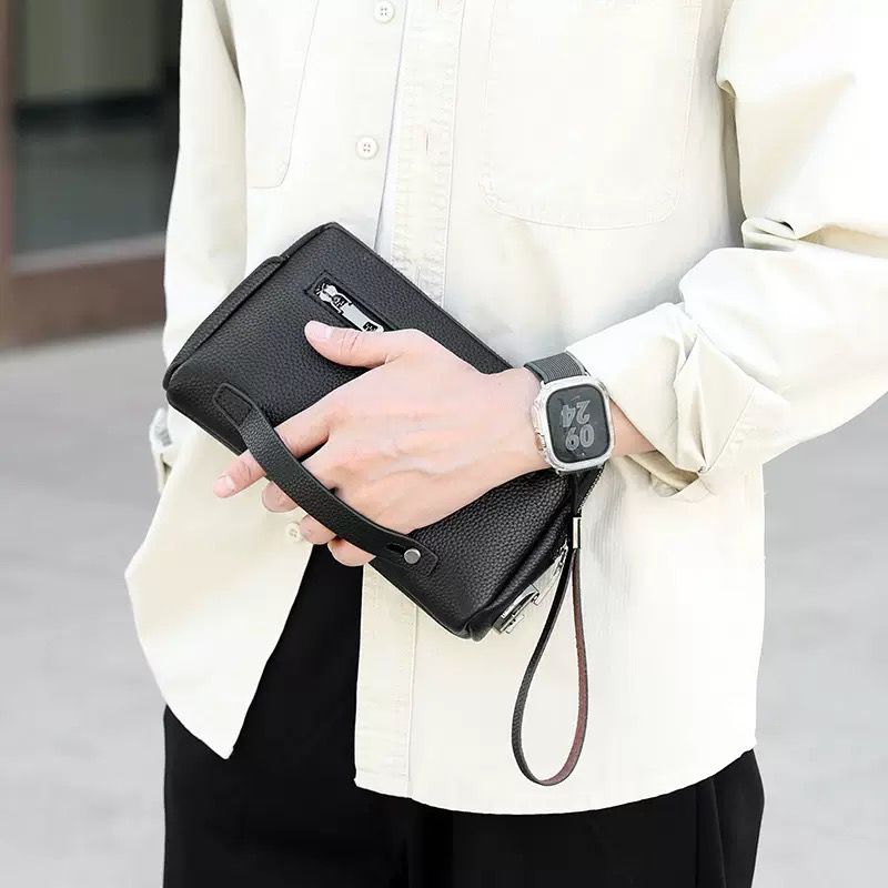 Minimal Carry Leather Clutch